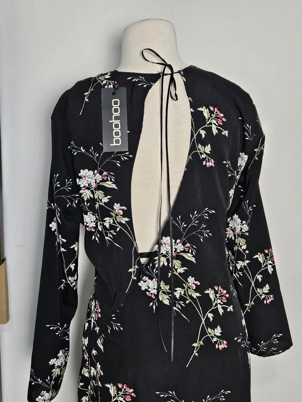 Boohoo Black Floral Long-Sleeve High-low Style Dress - Picture 6 of 7